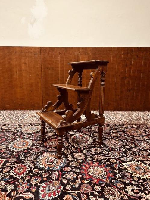 Klassiek Engels Bibliotheektrap Trap, Antiek en Kunst, Antiek | Kantoor en Zakelijk, Ophalen