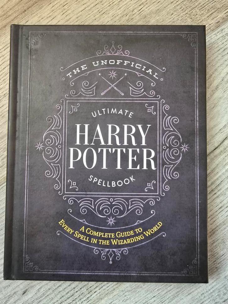 The Unofficial Ultimate Harry Potter Spellbook, Boeken, Fantasy, Zo goed als nieuw, Ophalen of Verzenden