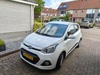 Hyundai i10 1.0i 66pk 2016 Wit, Stof, Zwart, 4 stoelen, Origineel Nederlands
