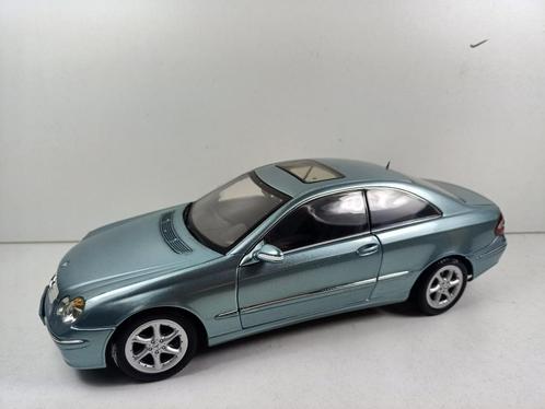 kyosho 1/18 mercedes clk class coupe, Hobby en Vrije tijd, Modelauto's | 1:18, Zo goed als nieuw, Bburago, Ophalen of Verzenden