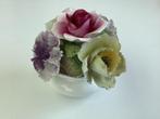 PORSELEIN ARISTOCRAT  EN STRAFFORDSHIRE "BLOEMEN", Ophalen of Verzenden