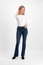 Flared spijkerbroek jeans Florez maat 26, Kleding | Dames, Blauw, Ophalen of Verzenden, Zo goed als nieuw, W27 (confectie 34) of kleiner