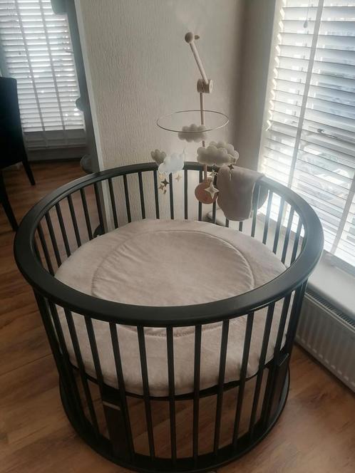 Ronde Zwarte Bopita Box met boxkleed, Kinderen en Baby's, Boxen, Zo goed als nieuw, Rond, Ophalen
