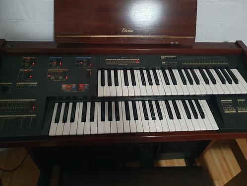 Orgel/keyboard met pedalen, Muziek en Instrumenten, Keyboards, Gebruikt, 88 toetsen, Overige merken, Met standaard, Ophalen