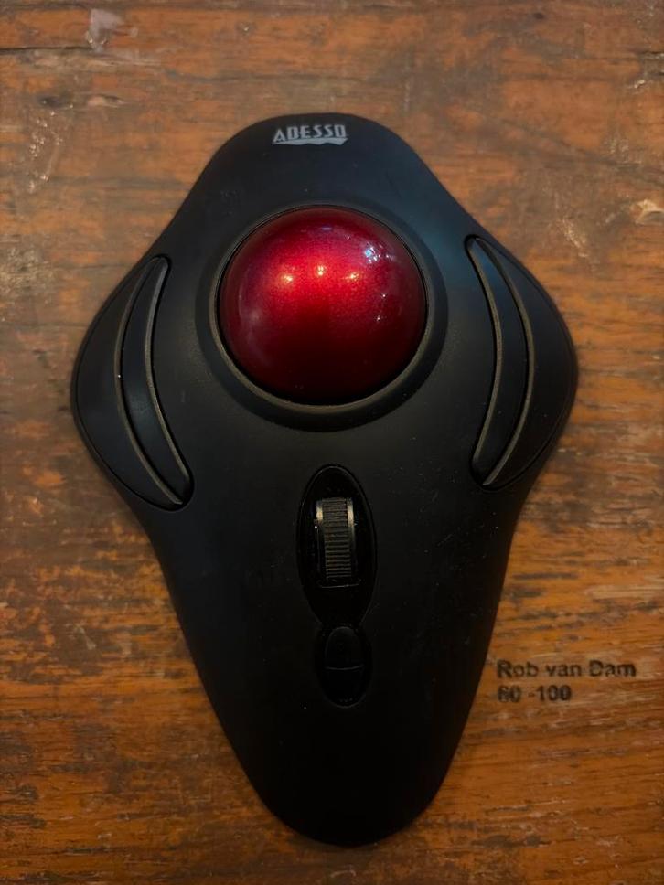 Adesso iMouse T40 Trackball Muis - Ergonomisch, Computers en Software, Muizen, Gebruikt, Trackpad, Rechtshandig, Bedraad, Ergonomisch