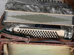 Marinucci acordeon, Ophalen, Zo goed als nieuw, Marinucci, Met koffer