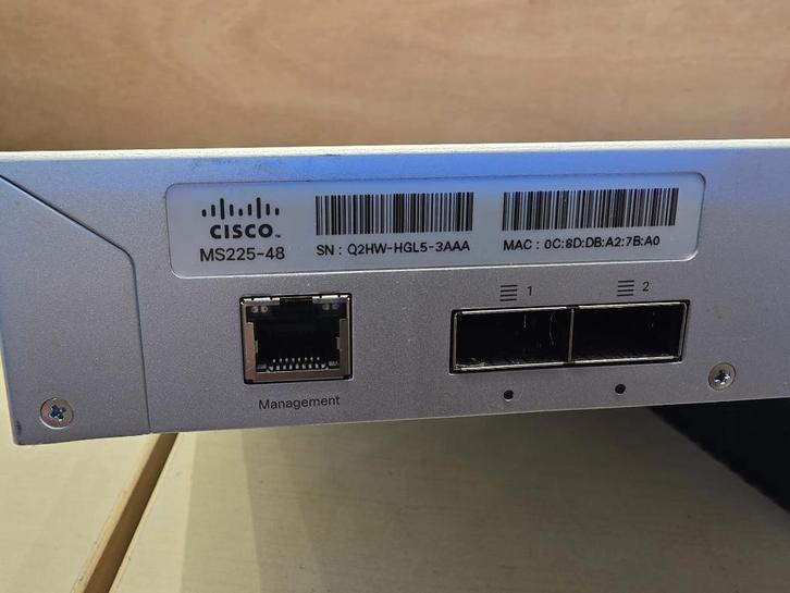 Cisco-Meraki MS22S-48 48-port gigabit switch, Computers en Software, Netwerk switches, Refurbished, Ophalen of Verzenden