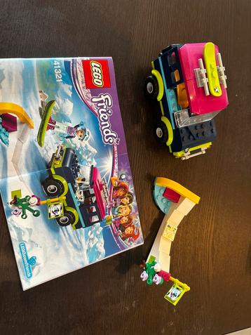 Lego friends 41321 auto met snowboard 