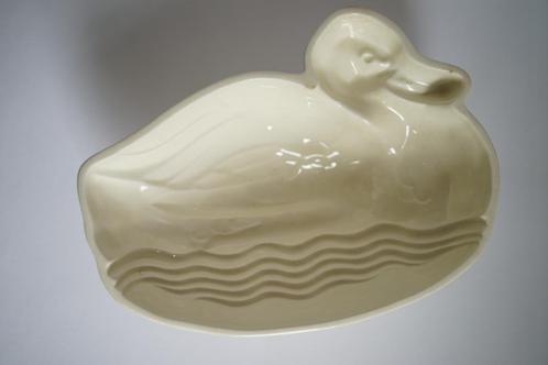 puddingvorm aardewerk water eend pastel geel creme, Antiek en Kunst, Antiek | Keukenbenodigdheden, Ophalen of Verzenden