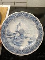 Royal Boch Sphinx Delfts blauw wandbord jaren '70, Ophalen