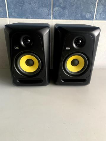 KRK CLASSIC-5 ACTIEVE STUDIO MONITOR SPEAKERS ( NIEUW ) beschikbaar voor biedingen