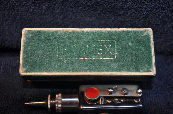 Mechanische fotocamera zelfontspanner (verzamelobject), Verzamelen, Fotografica en Filmapparatuur, Overige typen, 1960 tot 1980