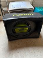 Fusion subwoofer met ingebouwde versterker, Auto diversen, Ophalen of Verzenden, Zo goed als nieuw
