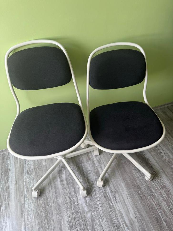 2 Zwarte Bureaustoelen, Huis en Inrichting, Bureaustoelen, Gebruikt, Bureaustoel, Wit, Ophalen