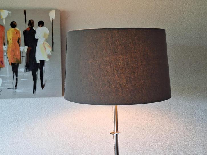 Staande- of vloerlamp, Huis en Inrichting, Lampen | Vloerlampen, Zo goed als nieuw, 150 tot 200 cm, Metaal, Stof, Ophalen