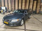 Volvo V70 2.0 T 2010 Grijs, Auto's, Voorwielaandrijving, Euro 5, 1800 kg, Zwart