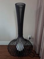 Stalen vloerlamp donkerbruin, Ophalen, 100 tot 150 cm, Zo goed als nieuw, Glas