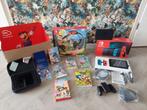 Nintendo swith versie 2  uit 2020 compleet met8 spellen, Spelcomputers en Games, Spelcomputers | Nintendo Switch, Ophalen, Met games