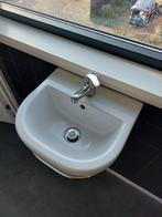 Wastafel met kraan - 40x36 cm, Ophalen, Gebruikt, Chroom, Wastafel