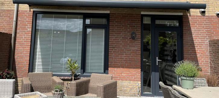 Kunstof kozijn / Antraciet raam en deur, Doe-het-zelf en Verbouw, Kozijnen en Schuifpuien, Zo goed als nieuw, Raamkozijn, Kunststof