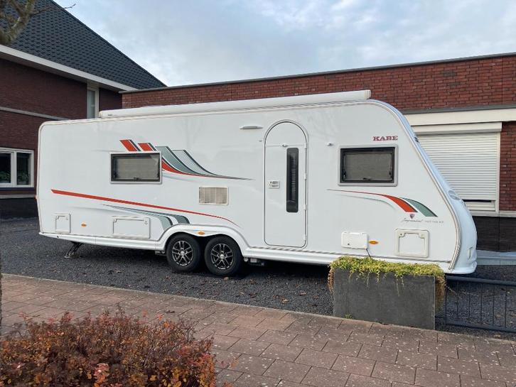 Kabe Imperial 740 E-TDL-KS, Caravans en Kamperen, Caravans, Particulier, tot en met 4, 1500 - 2000 kg, Rondzit, Kabe, 2 aparte bedden