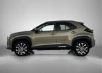 Toyota Yaris Cross 1.5 Hybrid 115 First Edition (bj 2024), 12 maanden, Stof, Gebruikt, Start-stop-systeem