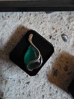 Mooie groene aquarium kleurige hanger, Overige voorstellingen, Ophalen of Verzenden, Zo goed als nieuw, Met edelsteen