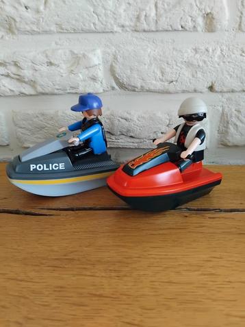 2 playmobil bootjes beschikbaar voor biedingen