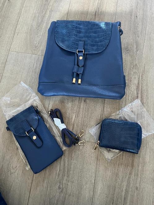 Driedelige set met tas, Sieraden, Tassen en Uiterlijk, Tassen | Rugtassen, Nieuw, Ophalen of Verzenden