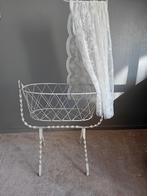 Brocante /oude  poppenwiegje, Antiek en Kunst, Ophalen