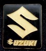 Suzuki pin- zwart epoxy, Verzamelen, Speldjes, Pins en Buttons, Verzenden, Nieuw, Transport, Speldje of Pin