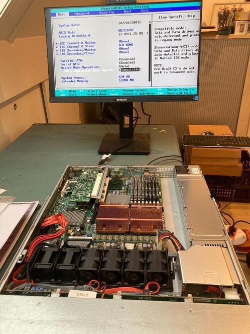 SuperMicro Sc 815 servers, Computers en Software, Servers, Gebruikt, 2 tot 3 Ghz, 16 GB, Hot swappable onderdelen, Ophalen