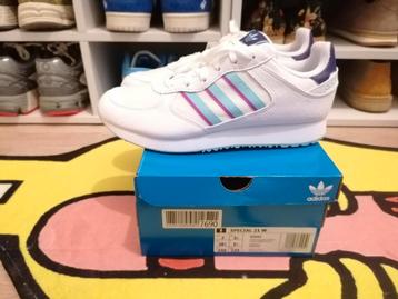 Adidas special 21w beschikbaar voor biedingen