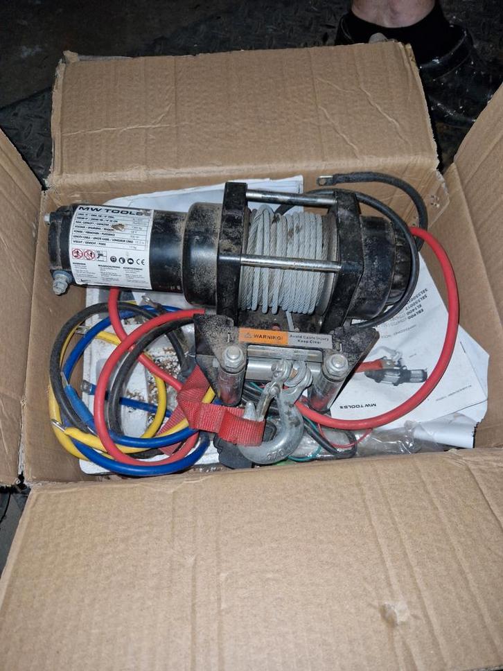 Elektrische Lier - 12 Volt, Nieuw!, Doe-het-zelf en Verbouw, Lieren en Takels, Nieuw, Elektrisch, Ophalen