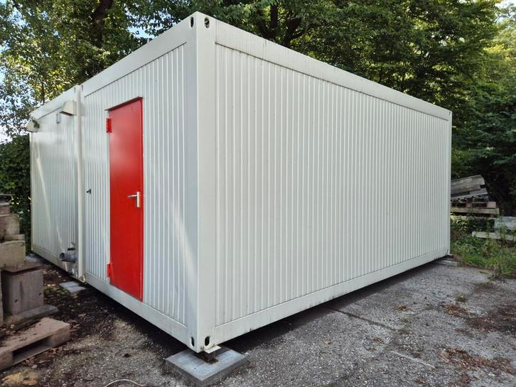 Nette Kleedkamer / Kleed ruimte / Omkleed 3x6 meter unit, Doe-het-zelf en Verbouw, Bouwketen en Schaftketen, Gebruikt, Ophalen of Verzenden