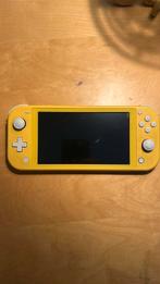 Gele nintendo switch lite, Spelcomputers en Games, Spelcomputers | Nintendo Switch Lite, Ophalen of Verzenden, Geel, Zo goed als nieuw