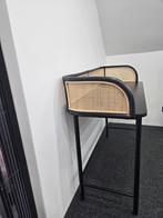 Bureau, Ophalen, Zo goed als nieuw