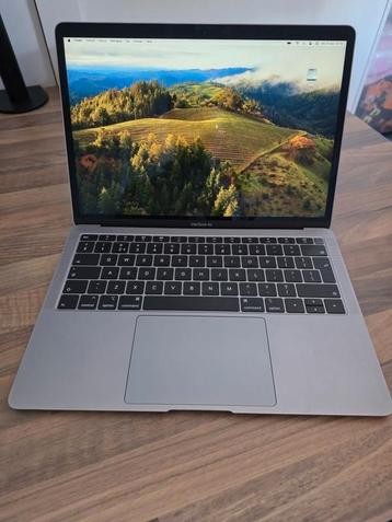 Apple MacBook Air 2018 13,3" i5 1,6GHz, 128GB beschikbaar voor biedingen