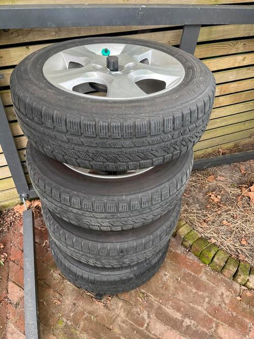 Winterbanden met velgen Honda Jazz, Auto diversen, Auto-accessoires, Gebruikt, Ophalen
