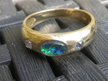 Gouden 14 karaat ring met Opaal beschikbaar voor biedingen