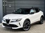 Alfa Romeo Junior 1.2 Turbo Hybrid Ibrida Speciale Sabelt st, Auto's, Alfa Romeo, Automaat, 145 pk, Gebruikt, 1199 cc
