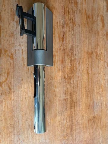 Wandbeugel voor BeoVision 7.32 beschikbaar voor biedingen