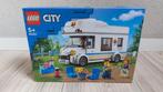 Lego city camper 60283 camping voertuig caravan, Nieuw, Complete set, Ophalen of Verzenden, Lego