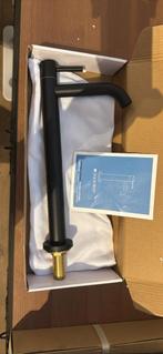 Hoge koudwaterkraan voor de wastafel, Ophalen, Nieuw, Wastafel