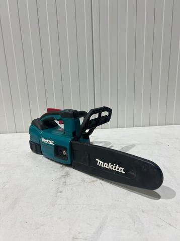 Makita DUC254 accu kettingzaag + 4.0Ah accu (2021) | 18V beschikbaar voor biedingen