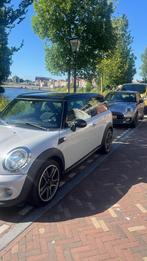 Mini Clubman 1.6 Cooper 2010 Wit, Auto's, Mini, Voorwielaandrijving, 4 cilinders, 4 stoelen, Leder en Stof