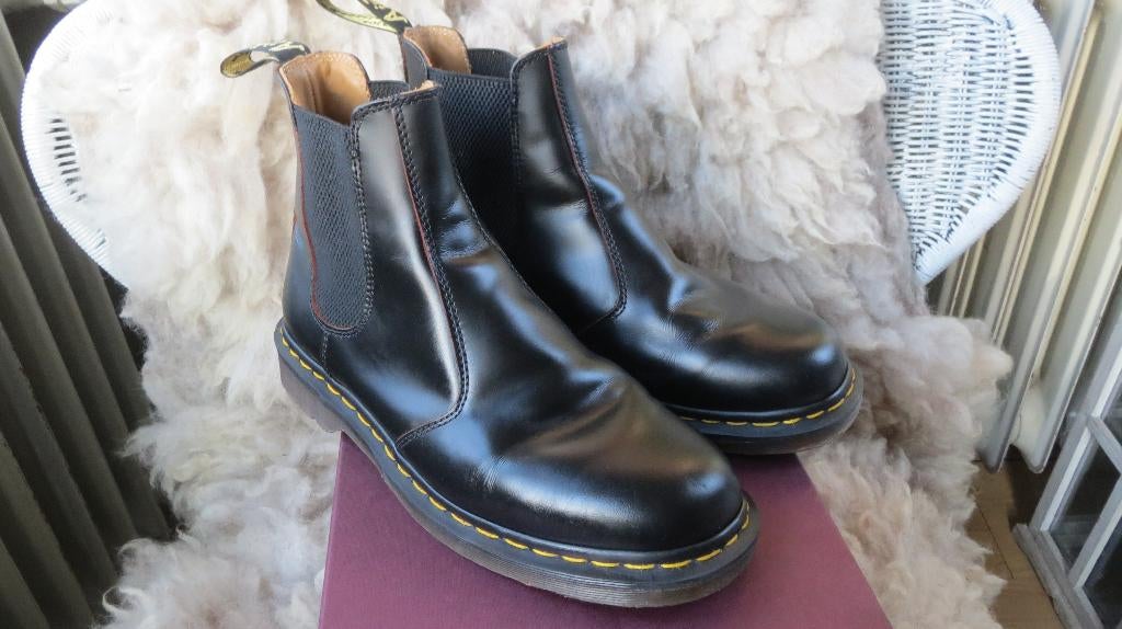Dr. Martens model 2976 Engeland, maat 43=9, heren schoenen, Verzenden, Zwart, Boots, Zo goed als nieuw