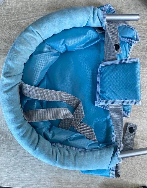 BLAUWE Tafelhangstoel  kinderstoel niet gebruikt, Kinderen en Baby's, Overige Kinderen en Baby's, Zo goed als nieuw, Ophalen of Verzenden