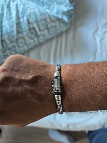 Buddha To Buddha Armband te koop beschikbaar voor biedingen