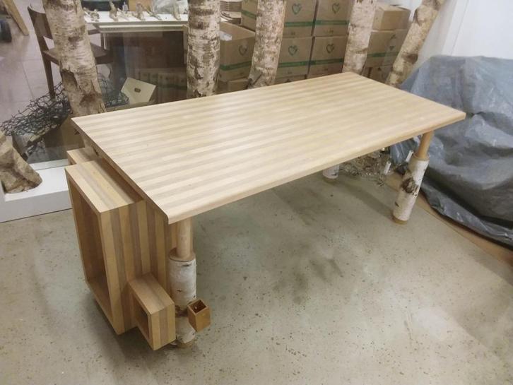 De tafel van berkenhout,, Huis en Inrichting, Tafels | Eettafels, Nieuw, 50 tot 100 cm, 150 tot 200 cm, Vijf personen of meer